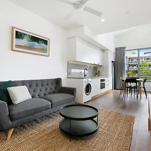 Apartment Cotton Tree Modern Apartments-free Secure Parking, Maroochydore